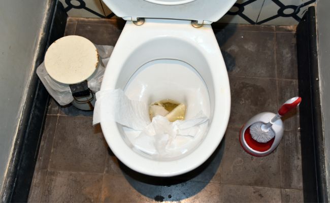 トイレが汚れている写真